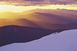 Free wallpaper, 2014, Alpine National Park, courtesy Tourism Victoria; 300x200