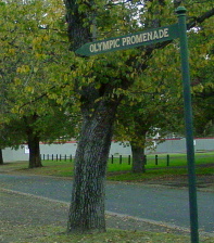 Olympic Promenade, Yarra Park, Melbourne, Australia photograph (c) Ali Kayn 2005