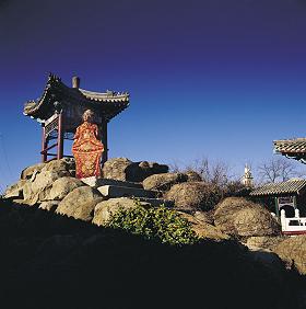 Chinese Gardens, Bendigo; photo Peter Dunphy 2006 courtesy Tourism Victoria